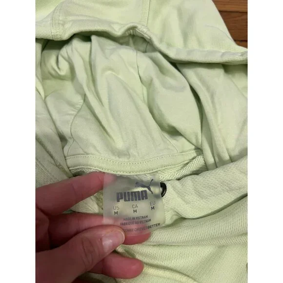 Womens Athletic Clothing Lot 17PCS Size MEDIUM Under Armour Nike Adidas & MORE - Picture 12 of 14